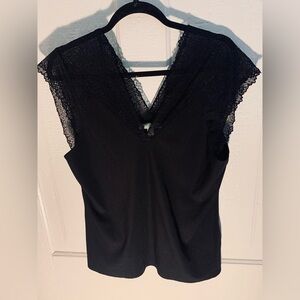 Ryegrass Stretchy Black Lace Undershirt Top